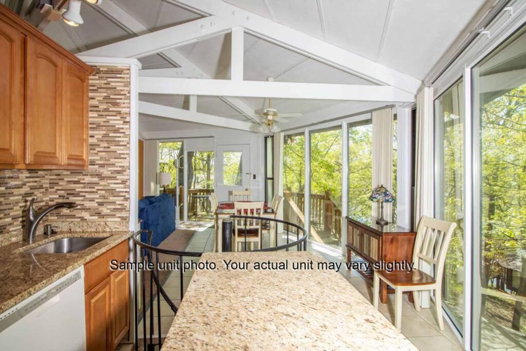 Unit 22 - Treetop 2 Bedroom Villa Village of Four Seasons Екстер'єр фото